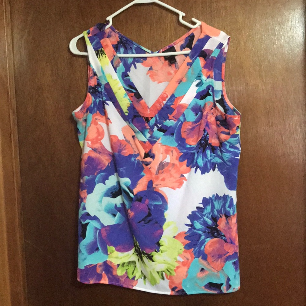 Floral Worthington Sleeveless Top